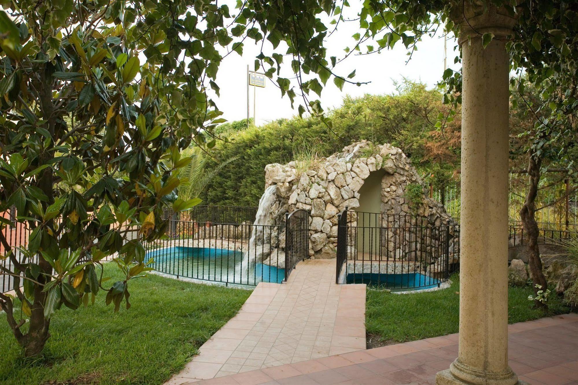 Il Castello Hotel Terzigno Exterior photo